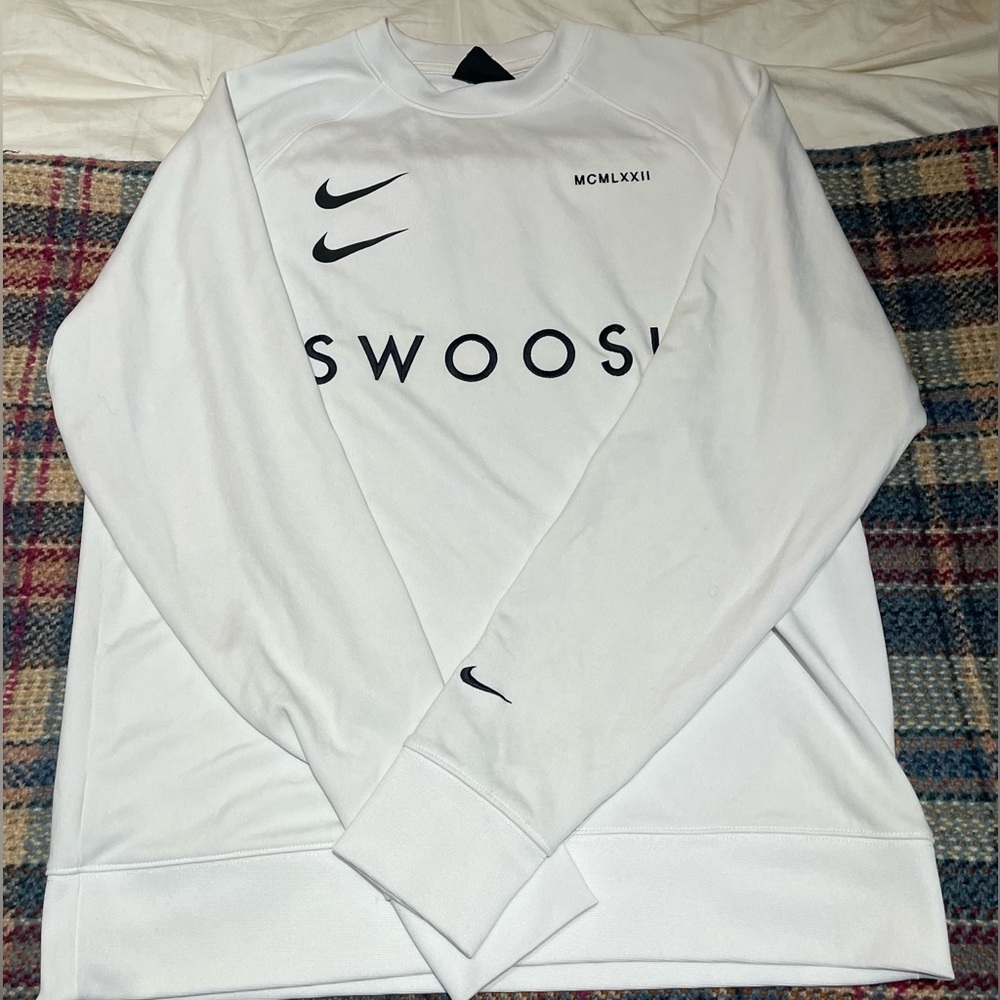 Nike crewneck training sweatshirt.